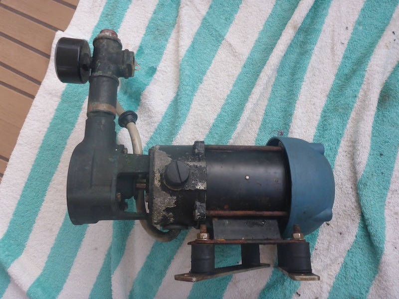  Amel Super Maramu 2000 Fresh water pump A.M.F.A. 66 B 